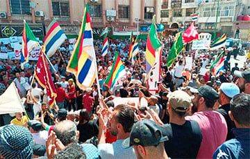 «Башар, уходи!»: в Сирии вспыхнули массовые протесты