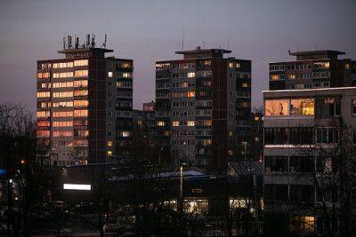 «Люди платят половину своего семейного дохода только за жилье»: в Литве продолжают расти процентные ставки по кредитам