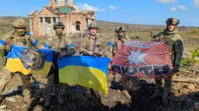 Ермак показал фото с военными в Клещеевке: "Украина всегда возвращает свое"