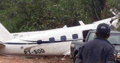 Авиакатастрофа из-за непогоды: погибли все пассажиры и члены экипажа, — СМИ (видео)