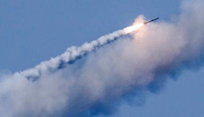РФ создает запас ракет и, вероятно, применит их по инфраструктуре Украины зимой, - британская разведка