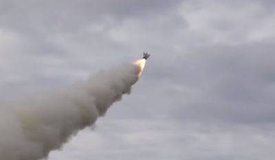 В Воздушных силах рассказали, почему россияне запускают только по одной ракете с каждого самолета