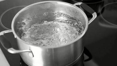 В какую воду нужно засыпать крупу: секреты опытных кулинаров по приготовлению гарнира