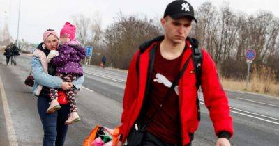 В Украине денежную помощь будут получать еще больше переселенцев: детали
