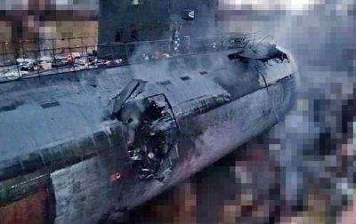 Появились фото повреждений субмарины РФ в Крыму