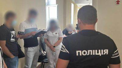 "Туберкулез" за 1500 долларов: в Одессе разоблачили главу ВВК, которая помогала уклонистам