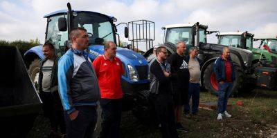 Фермеры в Болгарии перекрыли дороги из-за снятия запрета на импорт украинского зерна