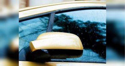 Почему не стоит складывать зеркала автомобиля на парковке: опытные водители назвали причину
