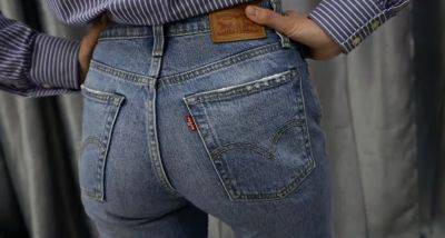 Могут превратиться в лохмотья: при какой температуре и режиме нужно стирать джинсы