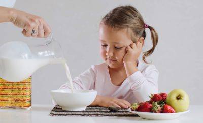 Не портите ребенку день с самого утра: чем категорически нельзя кормить детей на завтрак