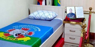 «Кровать героя». В РФ придумали очень странный способ «почтить память» убитых в Украине оккупантов — фото