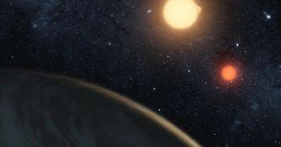 В уникальной звездной системе из трех объектов ученые неожиданно нашли планету (фото)