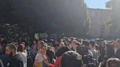 В Ереване после обращения Пашиняна начались протесты