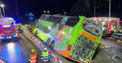 Автобус с украинцами попал в ДТП на юге Австрии: известно о погибших и пострадавших