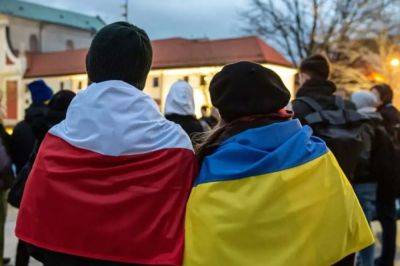 Беженцы в Польше – украинцам больше не будут оказывать помощь в следующем году