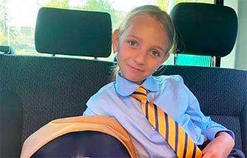 Дочь Пескова пошла в школу с «украинским флагом»