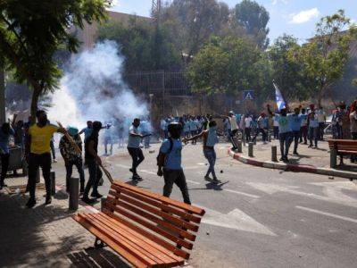 Во время столкновений в Тель-Авиве более 100 человек получили ранения