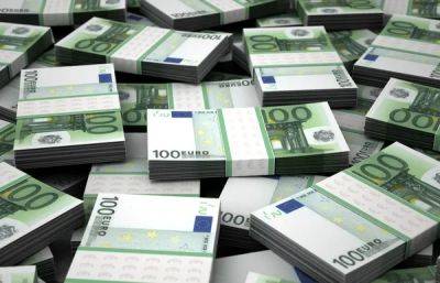 Курс валют НБУ: Евро подорожал на 16 копеек