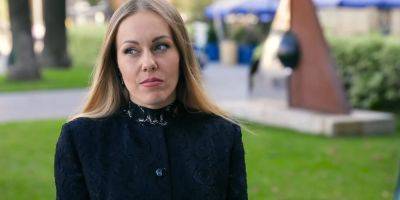 «Он не собирался прилетать». Жена Тараса Тополи певица Alyosha объяснила, почему решила вернуться в Украину с детьми