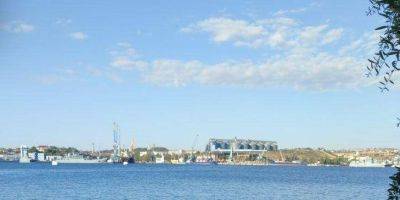 Партизаны фиксируют вывод Россией военных кораблей из Севастопольской бухты