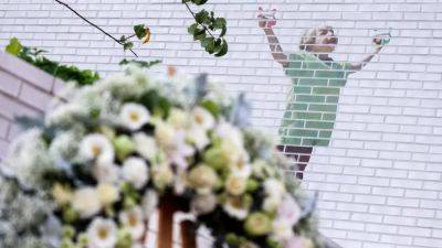 В Бельгии открыт мемориал в память о жертвах маньяка-педофила Марка Дютру