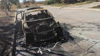 Дрон РФ попал в авто шведских журналистов в Запорожской области: машина сгорела дотла