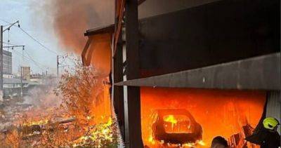 Украина приходит в себя после страшной атаки: над руинами поднимается дым, пострадавших все больше