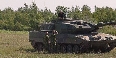 Швеция поставила Украине десять танков Stridsvagn 122
