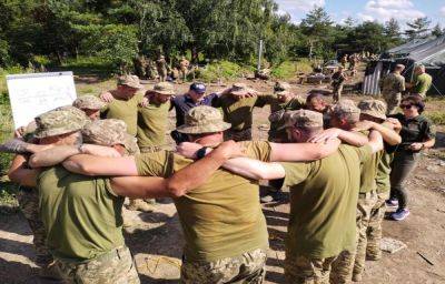 Помощь от НАТО - ВСУ проводят тренинги для психологической поддержки военных - фото