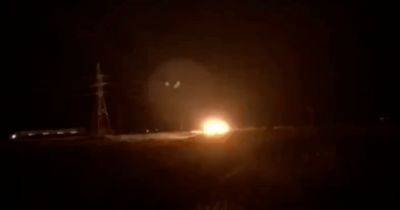 Взрывы в нескольких регионах: Крым подвергся массированной атаке БПЛА, — соцсети (видео)