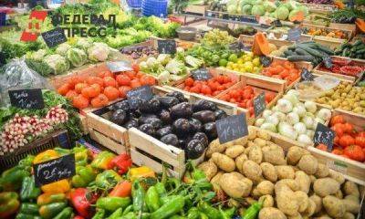Все больше россиян экономят на свежих овощах: причины