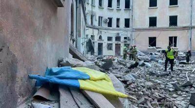Оккупанты нанесли ракетный удар по Кременчугу – в ОВА сообщают о погибших и раненых