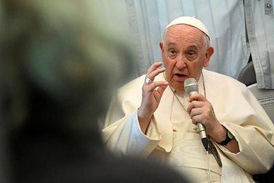 ​Папа Римский заявления о войне в Украине - понтифик заявил, что война выгодна торговцам оружием