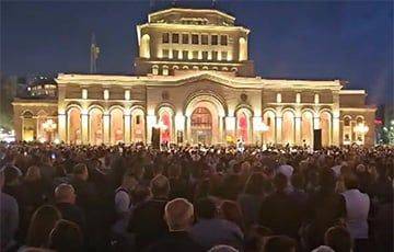 В Ереване начался шестой за неделю митинг за отставку Пашиняна