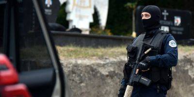 «После боев». Полиция Косово восстановила контроль над территорией сербского монастыря