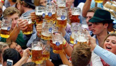 В Германии проходит Oktoberfest – крупнейший в мире фестиваль пива