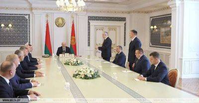 Lukashenko warns new local government heads against being permissive