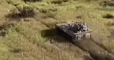 "Бьем врага его оружием": бойцы 30 бригады рассказали о важных штурмах и уничтожении оккупантов (видео)