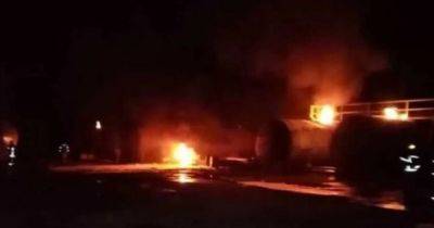 Под Оренбургом произошел масштабный пожар на нефтебазе: СМИ сообщают о жертвах (видео)