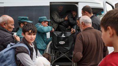 В Армению прибыли уже более 6,5 тысяч жителей Нагорного Карабаха
