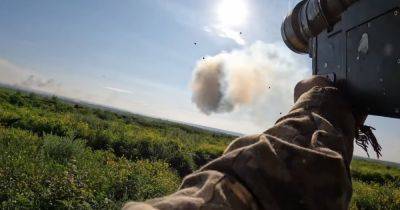 Десантники ВСУ показали, как прикрывают небо Украины из ПЗРК Stinger (видео)
