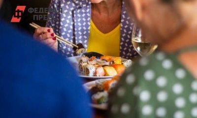 Рестораторы объяснили резкий рост цен на суши и роллы