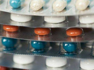 Минздрав просят разрешить продажу рецептурных лекарств через вендинговые аппараты