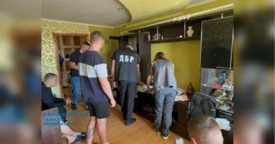 Работавший в Днепре call-центр «специализировался» на обмане украинских беженцев в Польше (фото, видео)