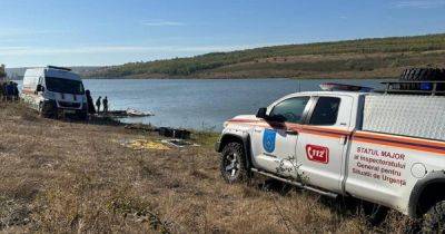 В Молдовском озере обнаружили обломки ракеты
