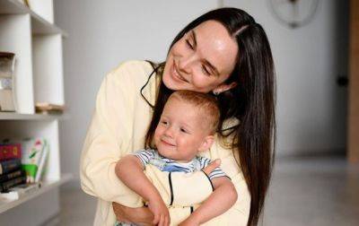Супруга Мирошниченко показала фото названного сына с сайта Минсоцполитики