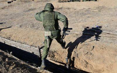 "Убегают тысячами": Лысогор о настроениях в российской армии