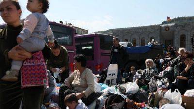 Число выехавших жителей Карабаха приблизилось к 90 тысячам