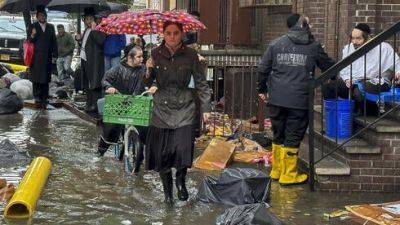 Чрезвычайное положение объявлено в Нью-Йорке из-за наводнения