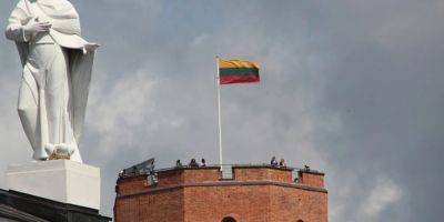 Литовским служащим, работающим с секретной информацией, запретят поездки в Россию и Беларусь